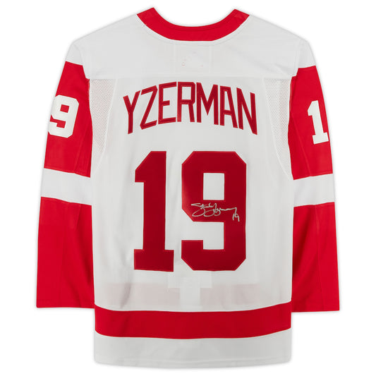 D.Red Wings #19 Steve Yzerman Fanatics Authentic Autographed White Stitched American Hockey Jerseys